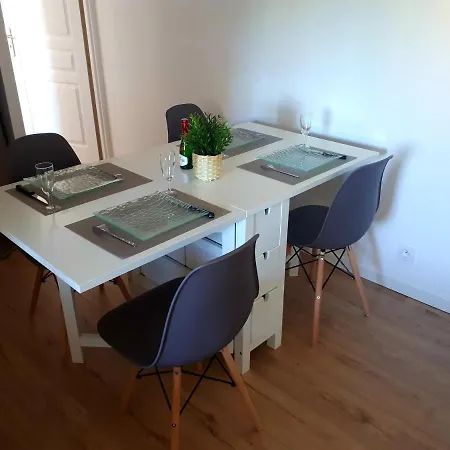 Futuroscope 40m2 A 7 Min Du Parc Apartment